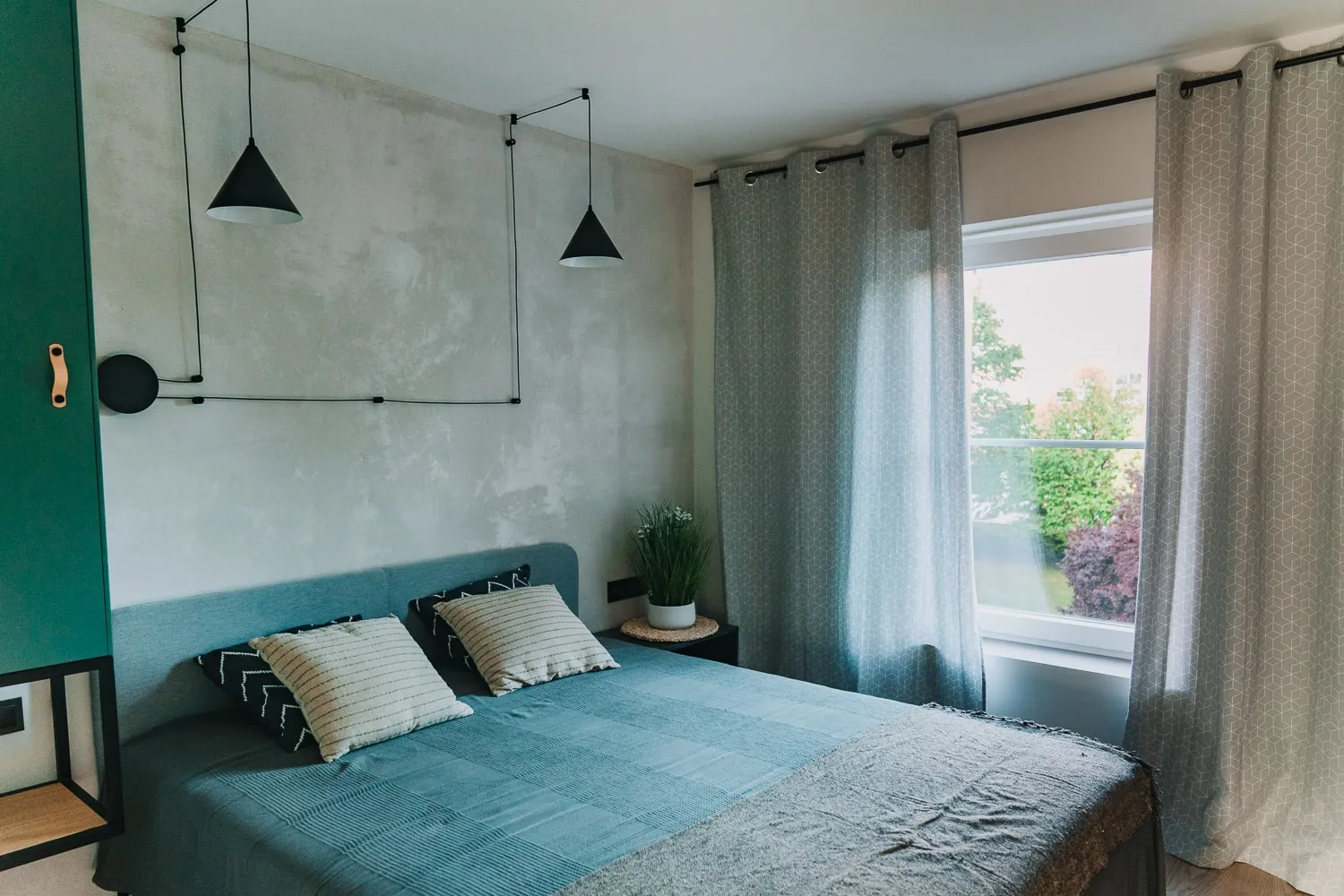 What is the purpose of primer?